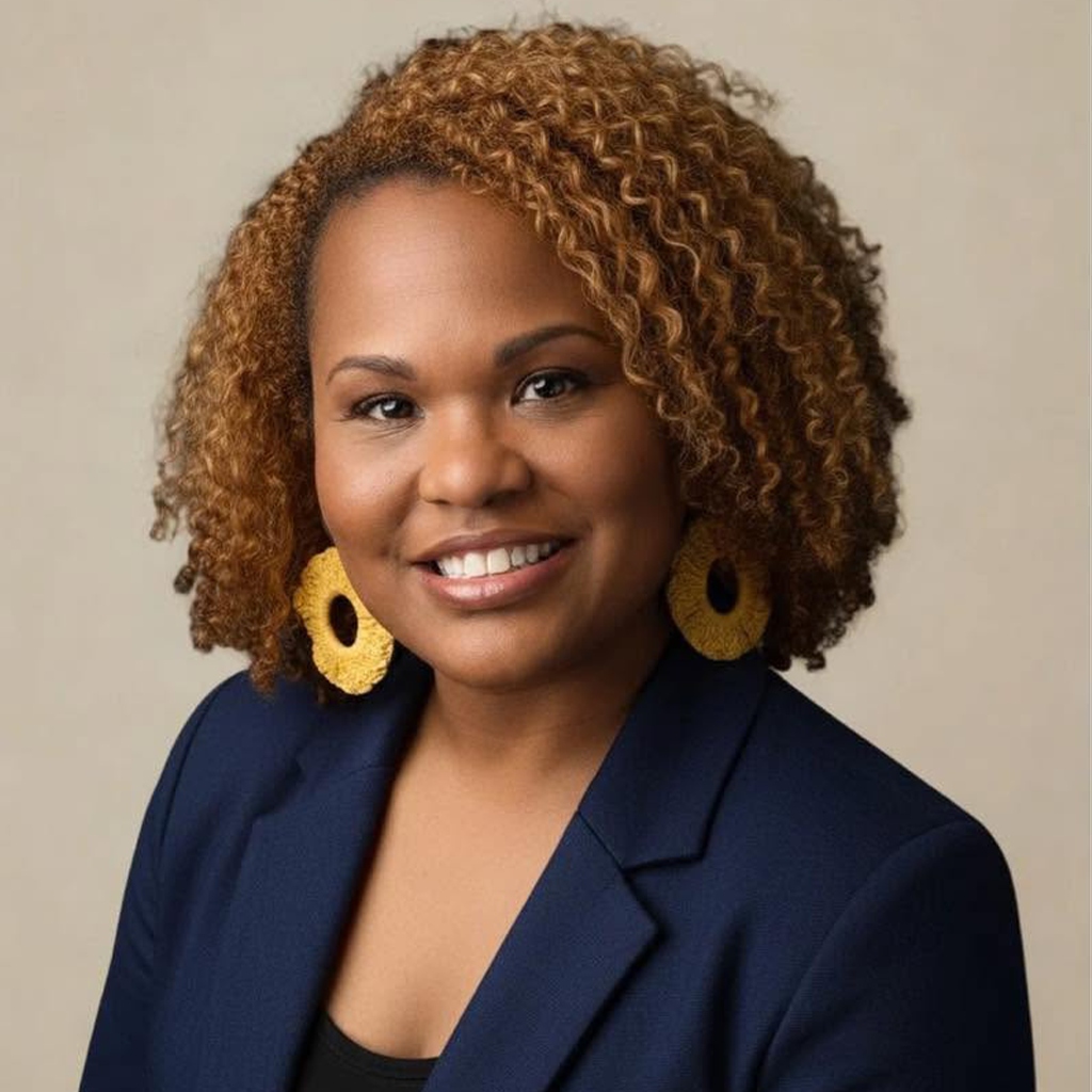JurLonna Hermon - Host of Families That Travel Together